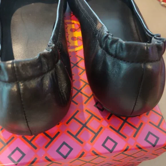 Tory Burch Minnie Travel Ballet with  gold metal logo - Picture 4 of 9